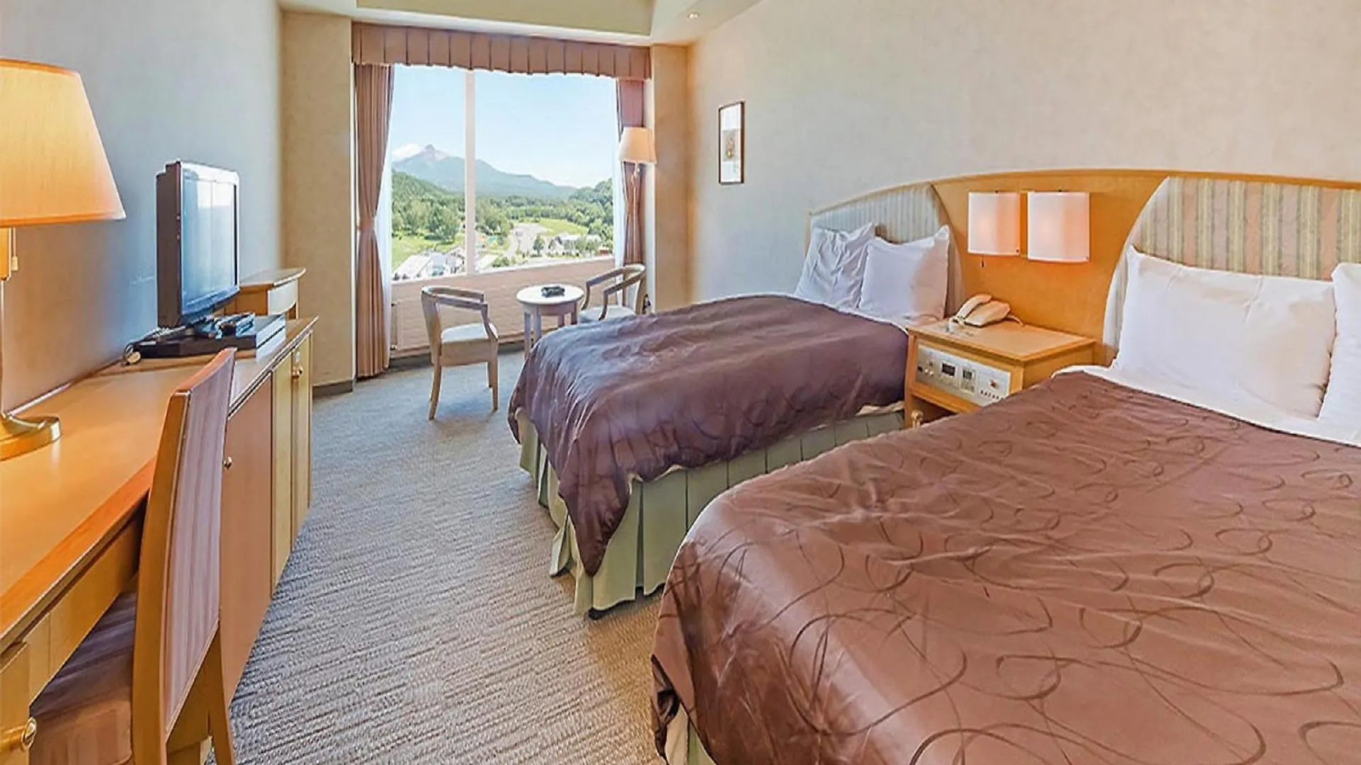 Hotel Livemax Resort Hakodate Greenpia Onuma Mori